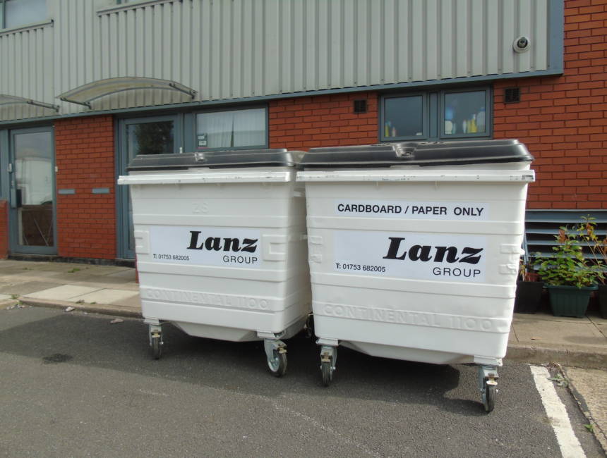 WHEELED BIN